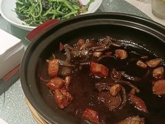 -新天明砂锅鱼头煲