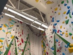 -绿壁虎攀岩基地(Tcar店)