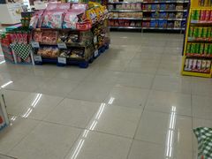 -人人乐购物广场(开发区店)