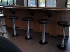 用餐区-麦当劳(上百万和城店)