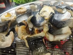 -围炉肉舍•炭烤活鳗•丹东海鲜烤肉(步行街店)