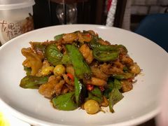山黄皮炒黑猪雪花肉-桂小厨广西菜(万象城店)