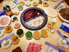 -山城老炮火锅城