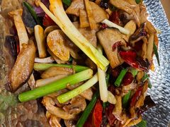 -关东小磨东北菜(上海长风大悦城店)