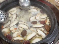 -濠轩阁特色生蚝火锅(水湾路店)