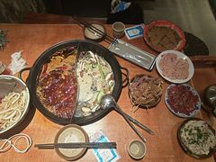 -周小明火锅(黑金冠社区店)