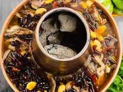 -蔼若春.传承三十年云南菜(金碧公园店)
