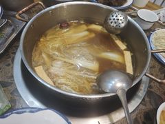 -乳仔牛牦牛汤锅 烤羊排(松潘古城店)