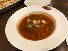 -拉亚汉堡经典餐厅(商城路店)
