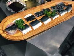 活鳗鱼-本炙炭烤·蒲烧活鳗料理店(金沙洲店)