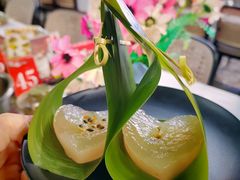 -刘姐啤酒鱼民族演艺餐厅(西街总店)