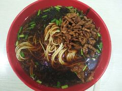 -小龙大肉面馆