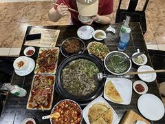 -乐山食古香跷脚牛肉