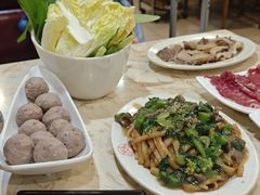-粤潮牛肉火锅店(江南大道店)