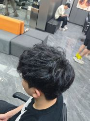 -米可造型烫发染发