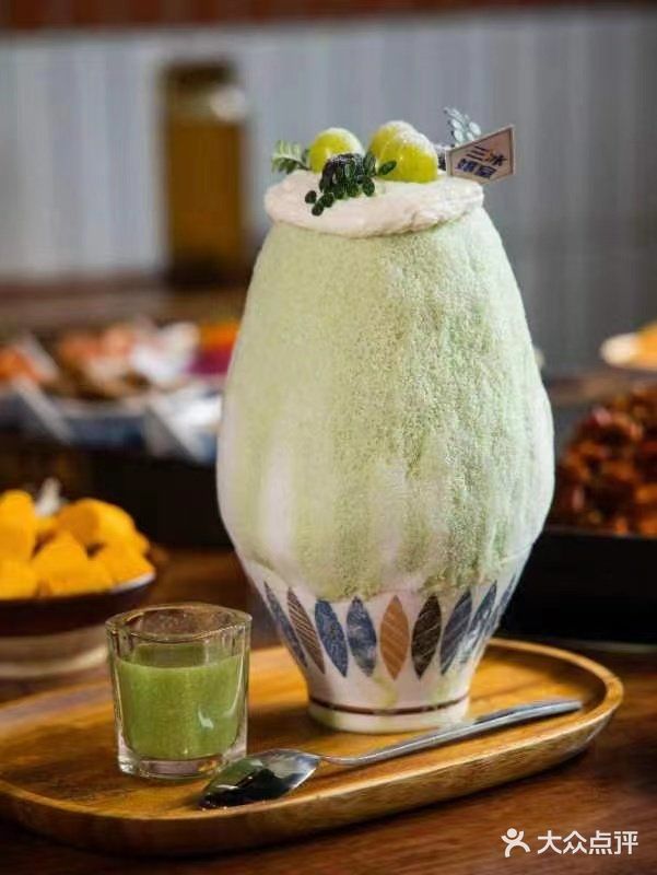 重庆火锅排队王！火锅界甜品天花板-楠火锅真的太好吃了！！！