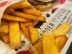 -FATBURGER 特富客汉堡(外交公寓店)
