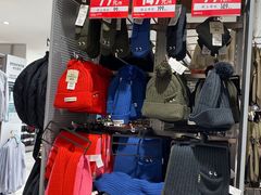 -优衣库(南京建邺万达广场店)