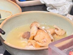 -菌自由丨野生菌火锅特色庭院餐厅(丽江古城店)