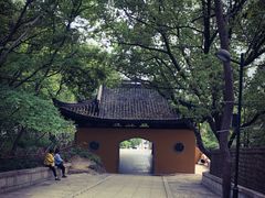 -灵岩山风景区