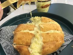 -猫王榴莲世家(三里屯SOHO商场店)