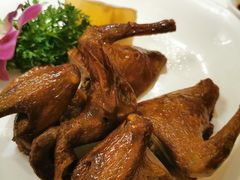 招牌红烧乳鸽-太平馆西餐厅(北京路店)