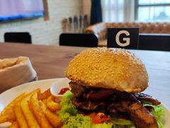 墨西哥鸡肉汉堡-THE CLUBHOUSE(G公寓酒店)