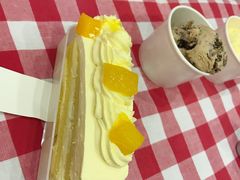 -红宝石·鲜奶小方·海派西点房(南丹店)