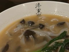 -漆黑觉米粉(三里屯店)