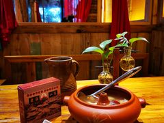 -老滇山寨•云南特色菜•地方菜•民族风情歌舞表演(金碧店)