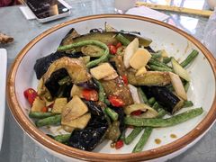 茄子煸豆角-迎宾饭店