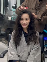 -U·NI SALON 造型