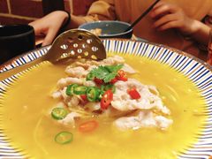 酸汤肥牛-老九巷川小馆(万松园店)