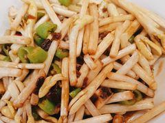 -香山湖渔家大院