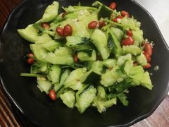 素拍黄瓜-将军肚烧烤鸡手王(东岭南街店)