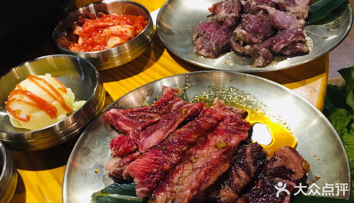 畅吃肉多多一番，来肉多坊