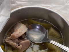 苦瓜炖排骨汤-琦记丰顺捆粄(蛇口店)