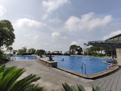 -上海滴水湖皇冠假日酒店