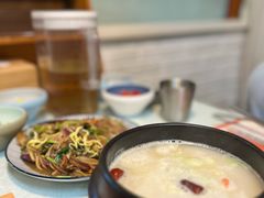 -益百岁牛尾汤(香山路店)