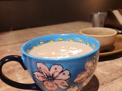 -耶里夏丽·丝路国际新疆菜·清真食品(徐汇南丹东路臻选店)