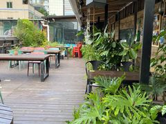 -拖板鞋咖啡旅行酒店(春熙路地铁站店)