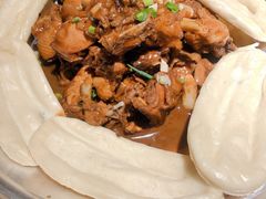 地锅本仔鸡-小菜园新徽菜(镇江丹阳吾悦店)