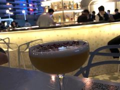 -The ROOF (通盈中心店)