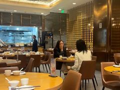 -乐忻皇朝(上海中心大厦店)