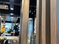 -麦当劳(深圳北站高铁店)