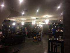 大堂-星巴克(南宁民歌湖店)