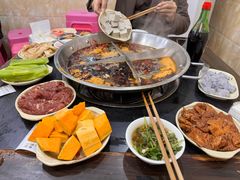 -储奇门鳝鱼火锅(总店)