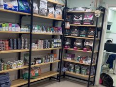 -佳雯宠物医院·皮肤科·内外科(春晓路分院)