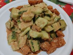 -闯关东东北农家菜(崂山石老人店)