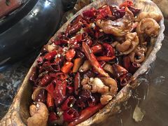 干煸肥肠-春常在云南私房菜